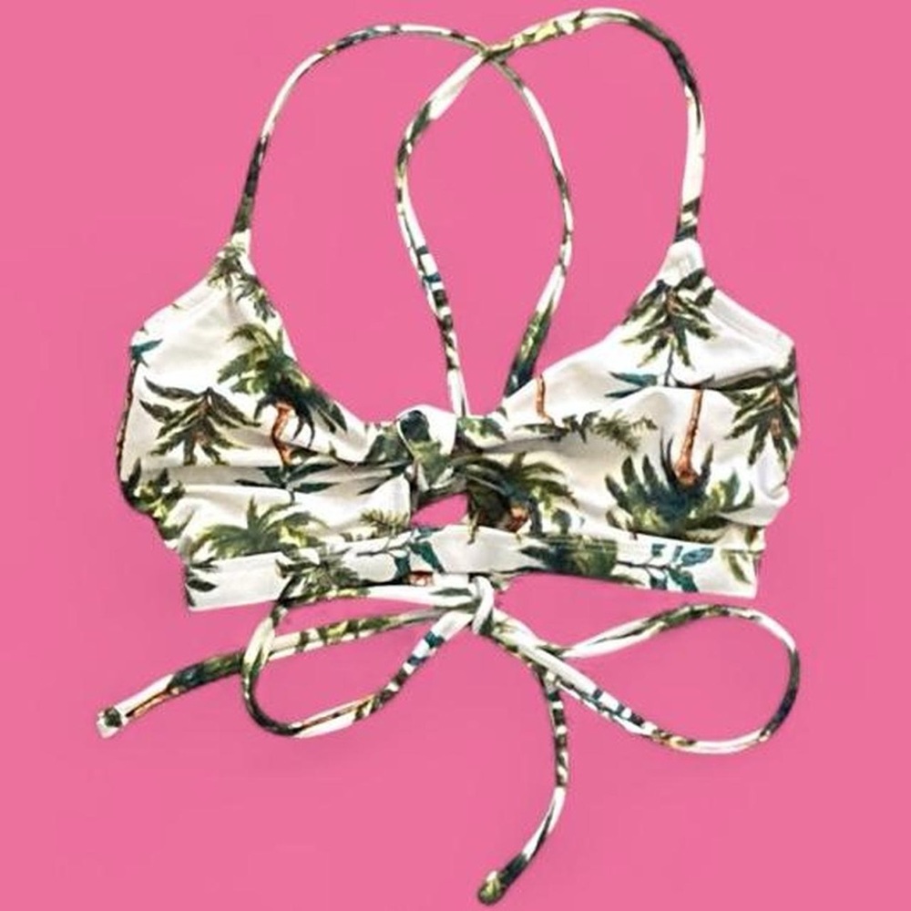 White 🌿 Bikini Top | Tropical Palm |Criss-Cross Tie Back | D/DD | Bralette Style